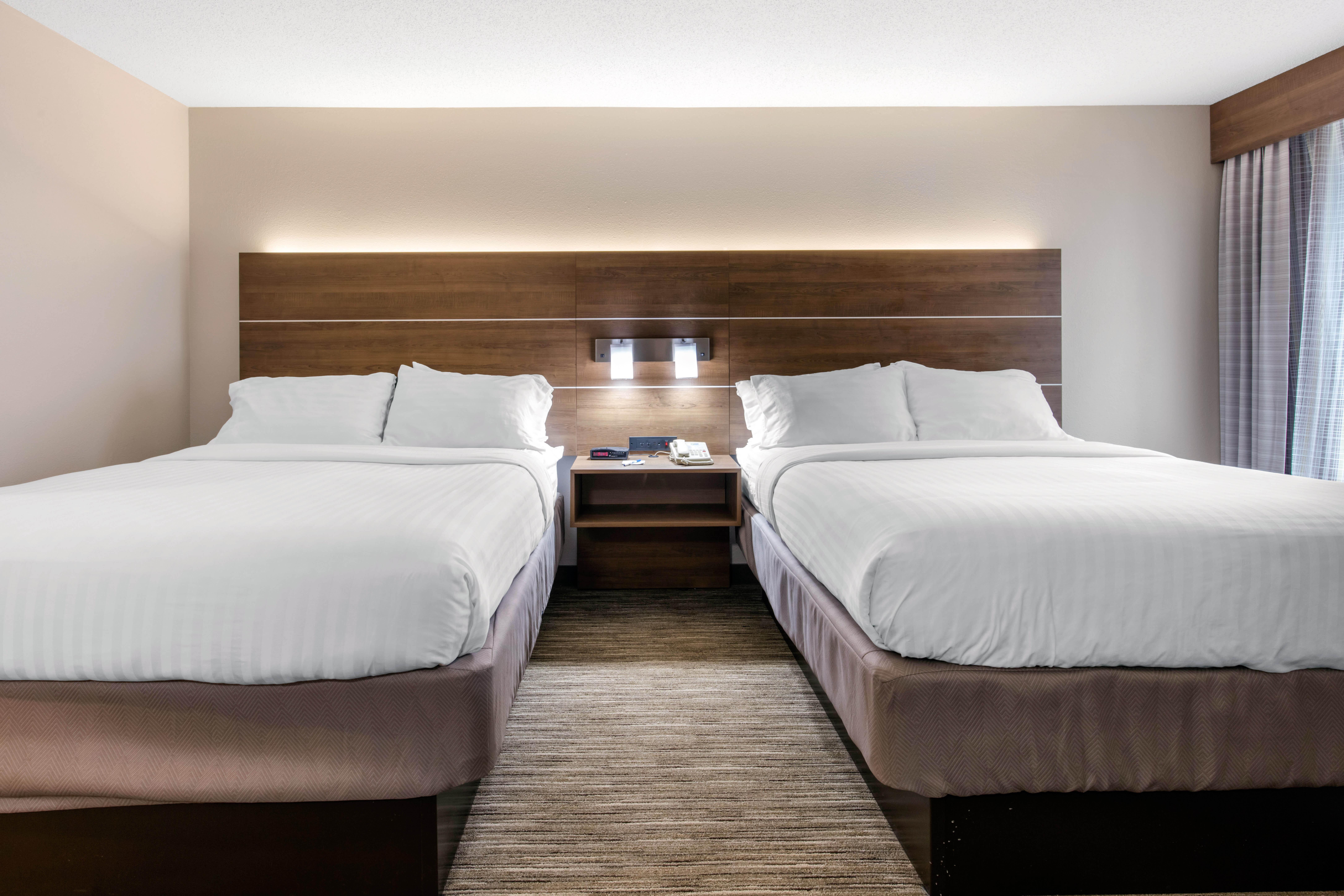 Holiday Inn Express Henderson By Ihg Exterior photo