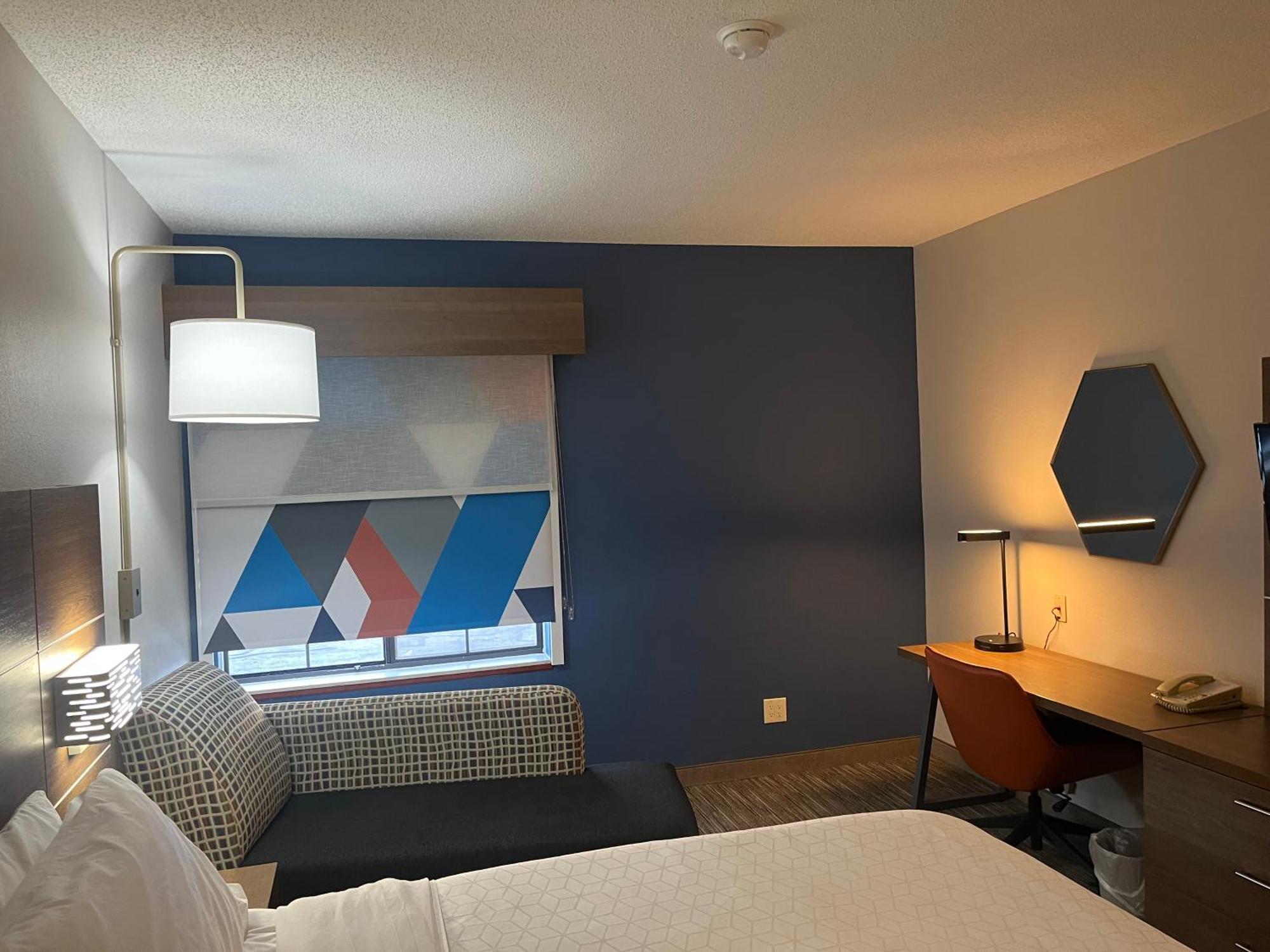 Holiday Inn Express Henderson By Ihg Exterior photo